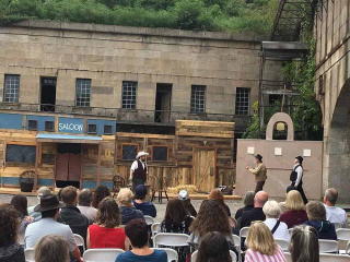 42432902_10155660123460779_1373543396097916928_n